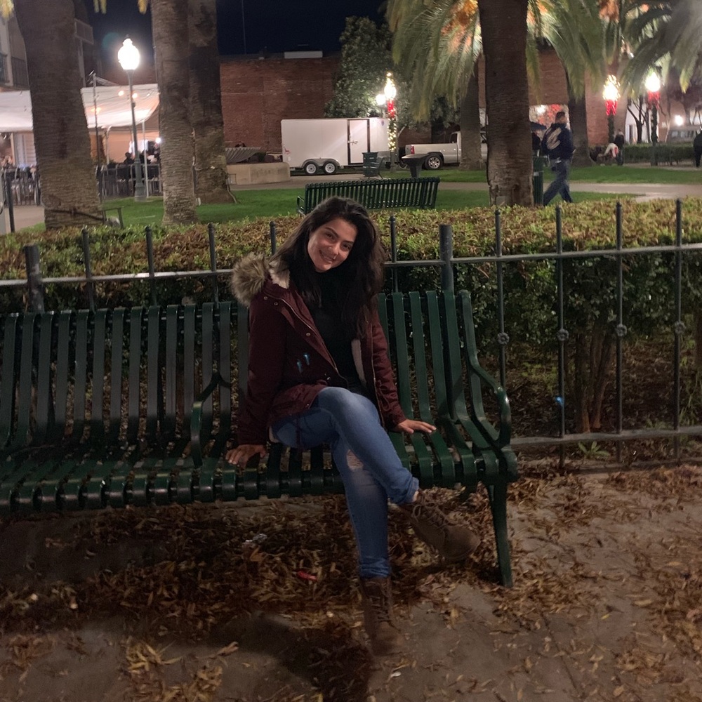 Meet your Posher, Cecilia